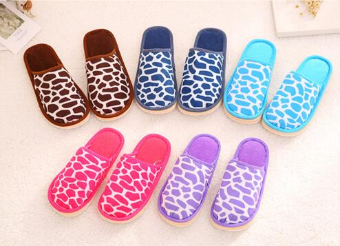 毛绒鞋底几何色块居家防滑必备地板棉拖鞋