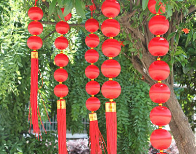 特价销售2017新年装饰品 春节挂件 小灯笼串90cm长(6个7.5cm直径球)