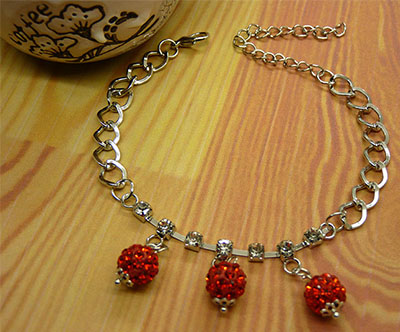 厂家直销新款韩式时尚流行手链 水钻珍珠手链