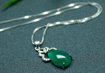 批发项链饰品 高档女式镶嵌仿绿玛瑙宝石锁骨项链