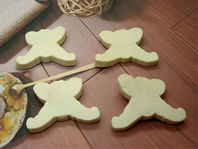 4块装卡通纯白橡皮擦 厂家直销