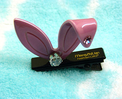 限量火爆特价韩版亚克力锆石赖兔毛球立体儿童鸭嘴夹