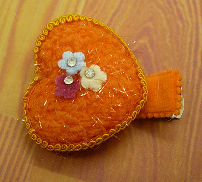 特价绒布桃心点钻压夹儿童发夹边夹头饰品