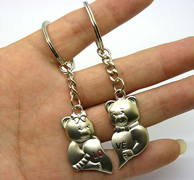 全网最低价买贵10倍退款磁石情侣金属钥匙扣2件套 创意纪念钥匙配饰 复古钥匙链